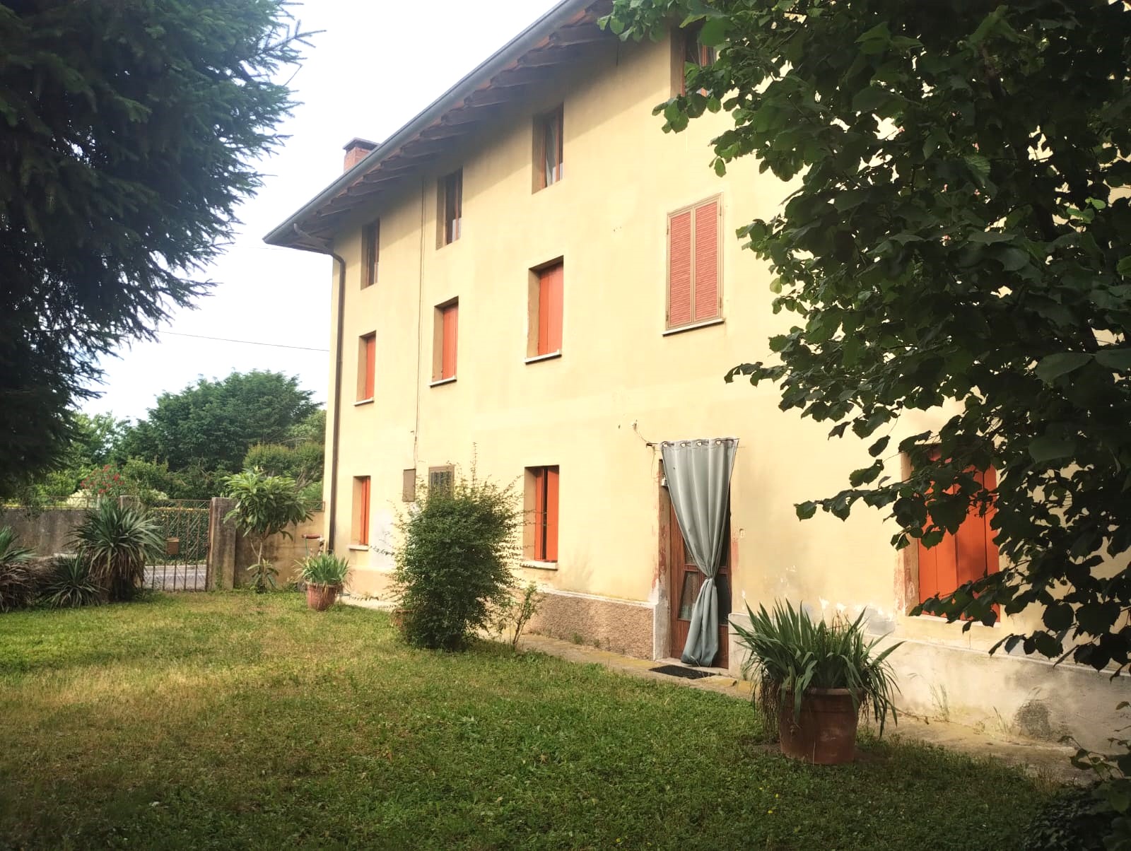 fronte casa